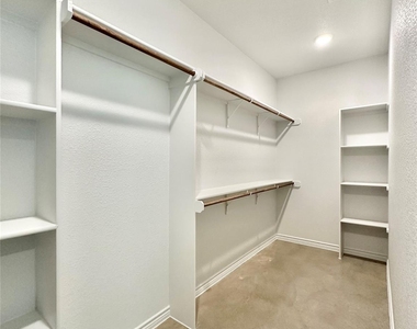 2321 Ocean Ave - Photo Thumbnail 15