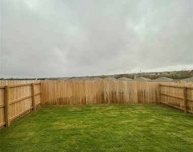 2321 Ocean Ave - Photo Thumbnail 18
