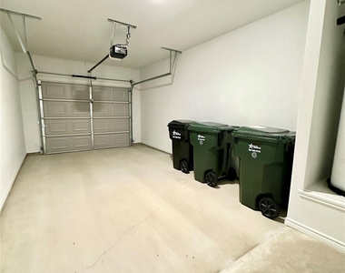 2321 Ocean Ave - Photo Thumbnail 9