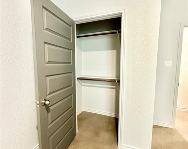 2321 Ocean Ave - Photo Thumbnail 13