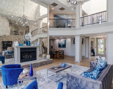 4580 Barclay Drive - Photo Thumbnail 10