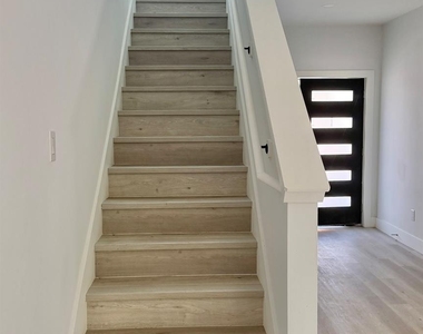 3533 Alderfer Street - Photo Thumbnail 6