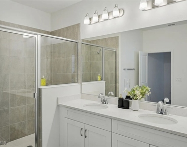 3038 Juniper Way - Photo Thumbnail 8
