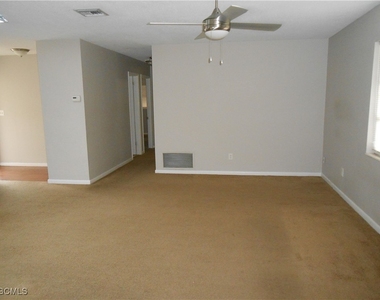 241 Thistle Court - Photo Thumbnail 3