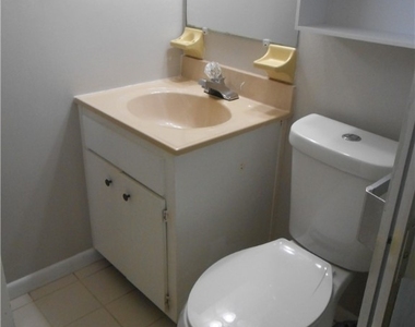 241 Thistle Court - Photo Thumbnail 18