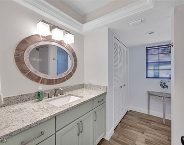 9940 Treasure Cay Lane - Photo Thumbnail 17