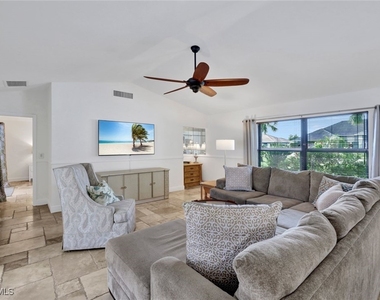 9940 Treasure Cay Lane - Photo Thumbnail 4