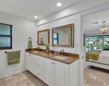 9940 Treasure Cay Lane - Photo Thumbnail 13