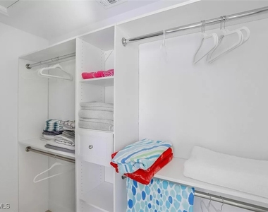 775 Hampton Circle - Photo Thumbnail 12