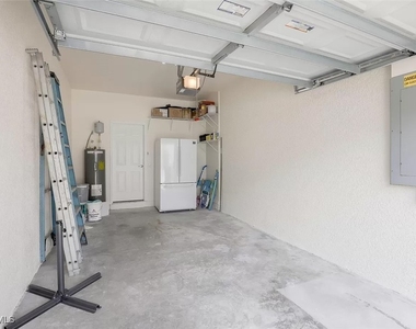 775 Hampton Circle - Photo Thumbnail 17