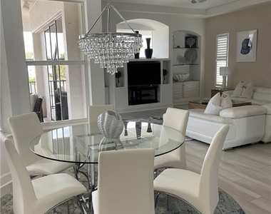225 Egret Avenue - Photo Thumbnail 5
