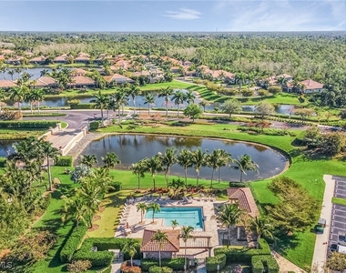 9731 Acqua Court - Photo Thumbnail 13