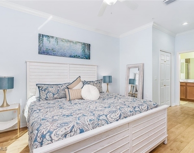 9731 Acqua Court - Photo Thumbnail 8