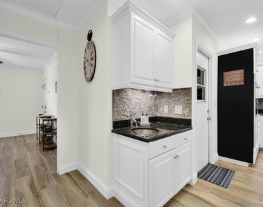 637 103rd Avenue N - Photo Thumbnail 14