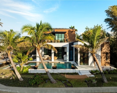 1100 Sandpiper Street - Photo Thumbnail 8