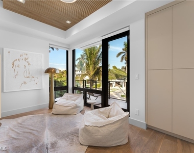 1100 Sandpiper Street - Photo Thumbnail 37