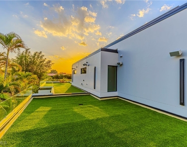 1100 Sandpiper Street - Photo Thumbnail 13