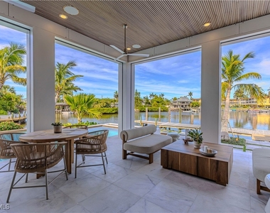 1100 Sandpiper Street - Photo Thumbnail 11
