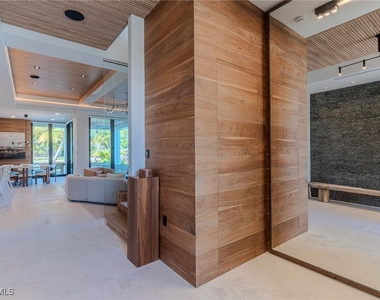 1100 Sandpiper Street - Photo Thumbnail 15