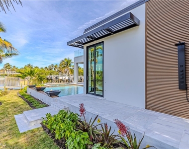 1100 Sandpiper Street - Photo Thumbnail 24