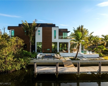1100 Sandpiper Street - Photo Thumbnail 9