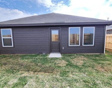 26850 Cascade Sunrise Street - Photo Thumbnail 36