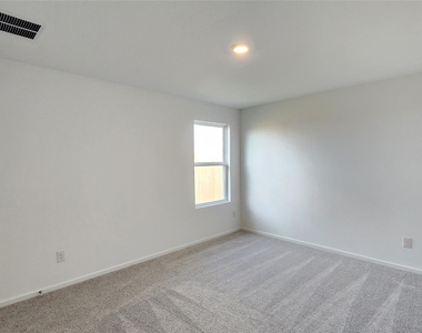 26850 Cascade Sunrise Street - Photo Thumbnail 10