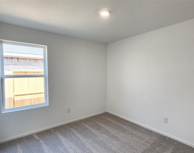 26850 Cascade Sunrise Street - Photo Thumbnail 27