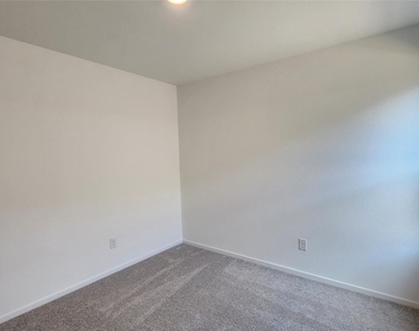 26850 Cascade Sunrise Street - Photo Thumbnail 28