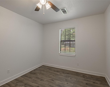 7a Hickory Lane - Photo Thumbnail 19