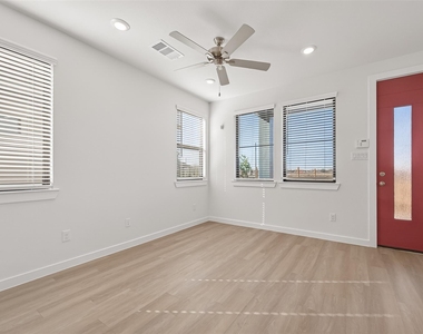3223 Loam Lane - Photo Thumbnail 11