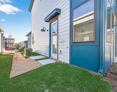 3223 Loam Lane - Photo Thumbnail 38