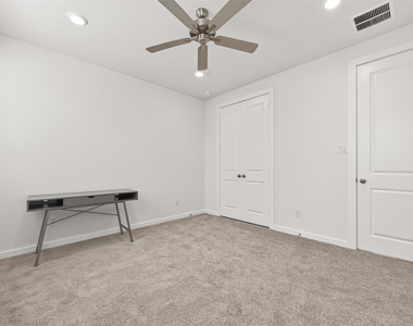 3223 Loam Lane - Photo Thumbnail 23