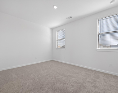 3223 Loam Lane - Photo Thumbnail 32