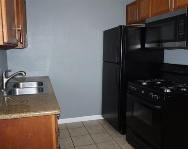 604 Wilson Road - Photo Thumbnail 7