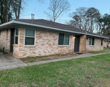 604 Wilson Road - Photo Thumbnail 2