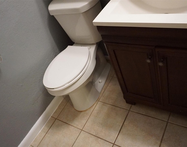 604 Wilson Road - Photo Thumbnail 13