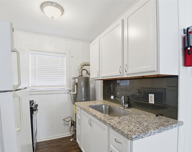 5010 Ennis S Street - Photo Thumbnail 6