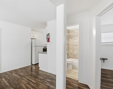 5010 Ennis S Street - Photo Thumbnail 7