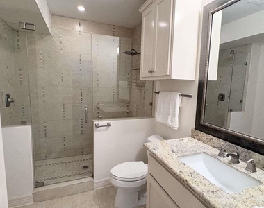 4711 Imogene Street - Photo Thumbnail 10