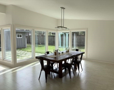 4711 Imogene Street - Photo Thumbnail 5