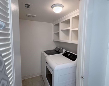 4711 Imogene Street - Photo Thumbnail 15
