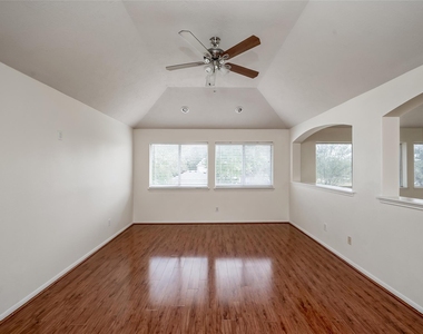 3402 Caloway Court - Photo Thumbnail 18