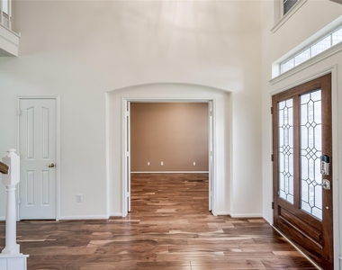 3402 Caloway Court - Photo Thumbnail 5
