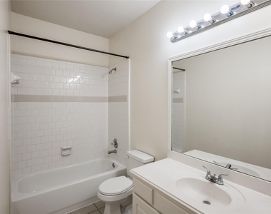 3402 Caloway Court - Photo Thumbnail 20