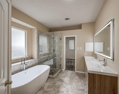 3402 Caloway Court - Photo Thumbnail 15