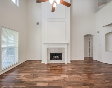 3402 Caloway Court - Photo Thumbnail 7
