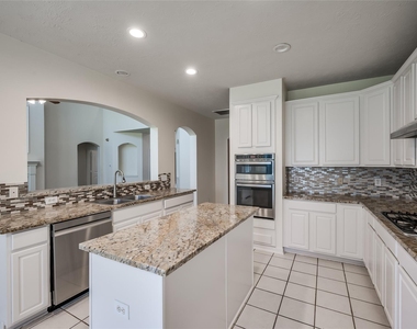 3402 Caloway Court - Photo Thumbnail 9