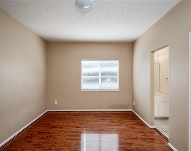 3402 Caloway Court - Photo Thumbnail 25