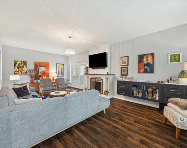 2100 Tanglewilde Street - Photo Thumbnail 5